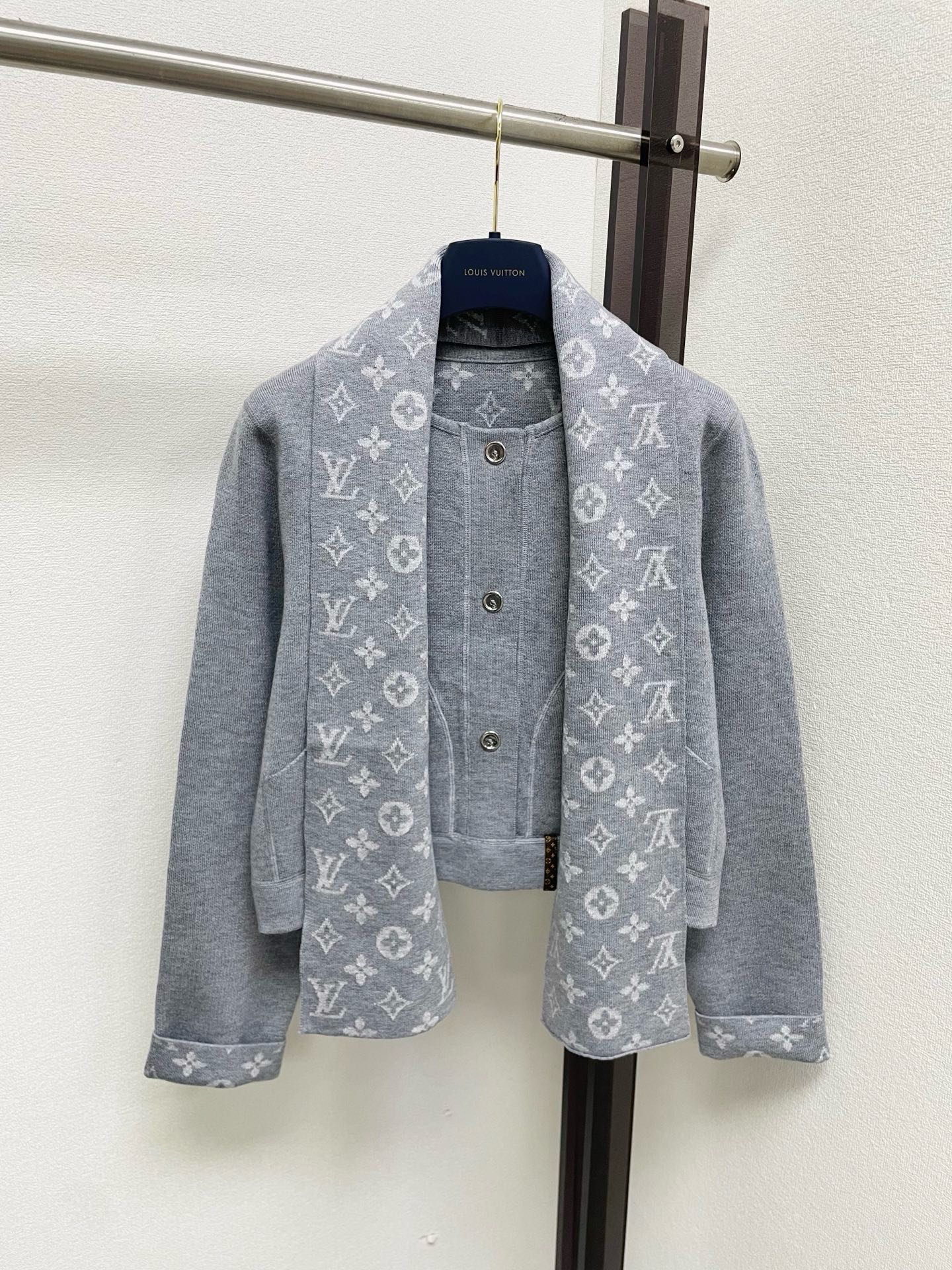 LV Scarf Collar Jacket Grey Wool-Silk Blend 413795