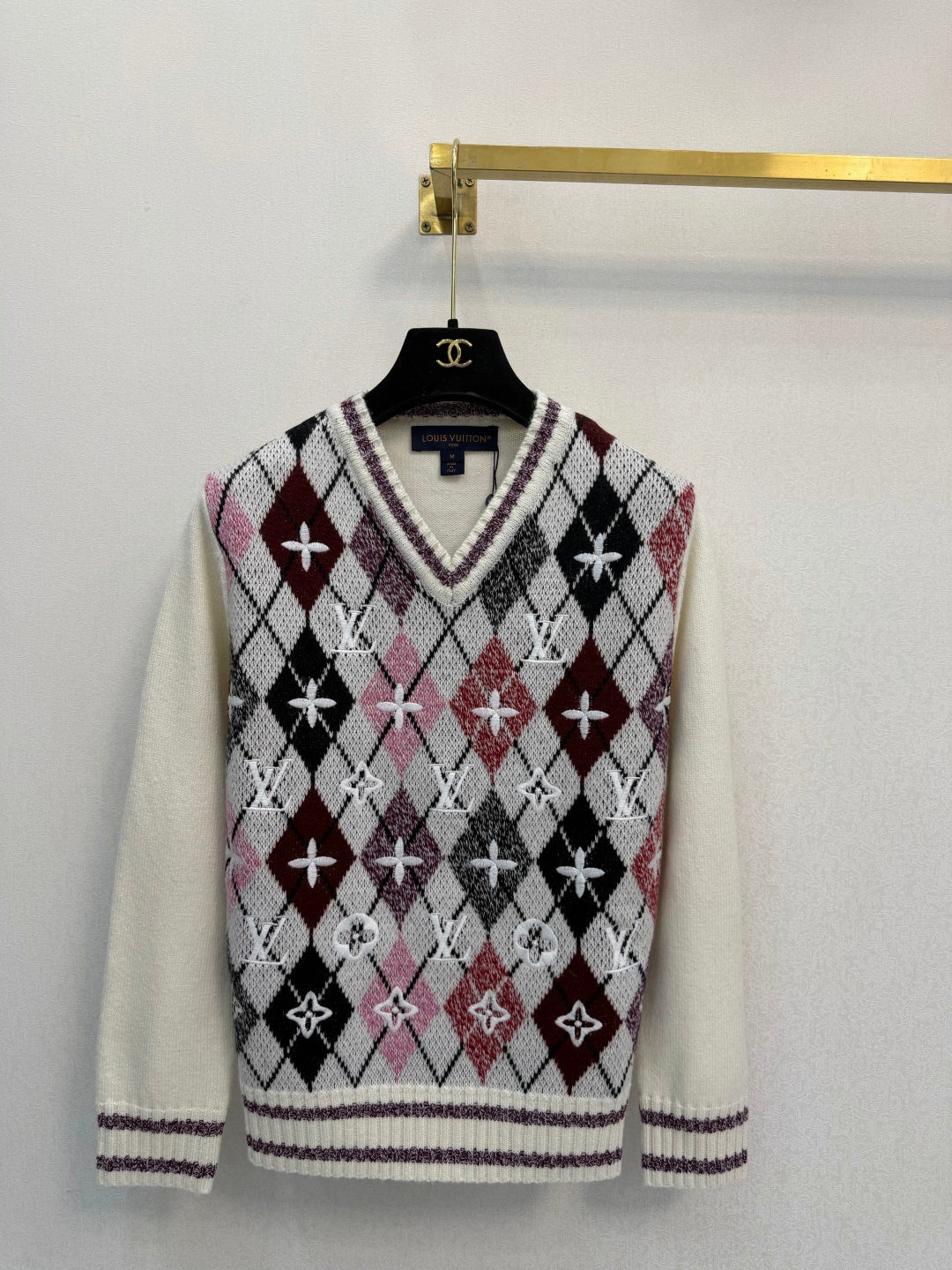 LV 26S V-Neck Argyle Knit Sweater Multicolor Wool 433756