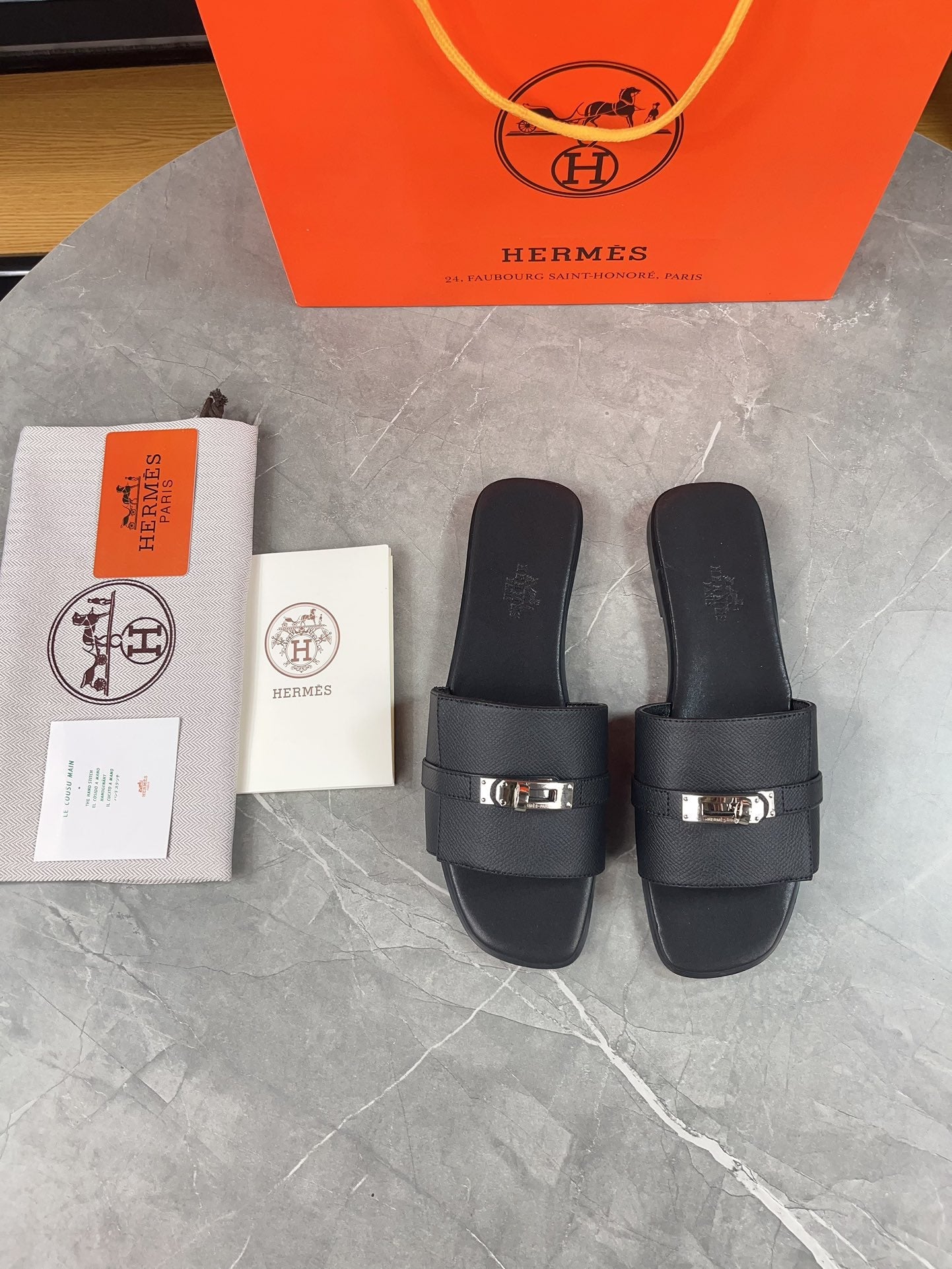 HM 26s Giulia Sandal Kelly Buckle Leather 936453